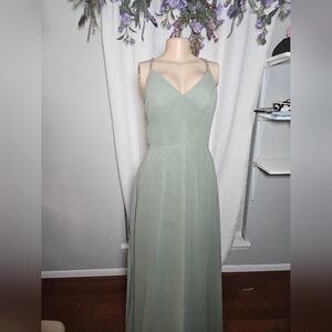 SORELLA VITA Green Spaghetti Strap Sleeveless Gown